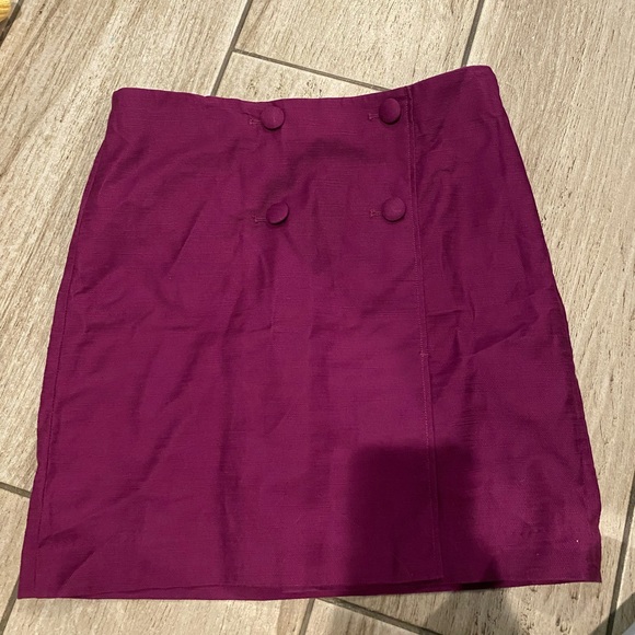 Cute magenta mini skirt! - Picture 1 of 3